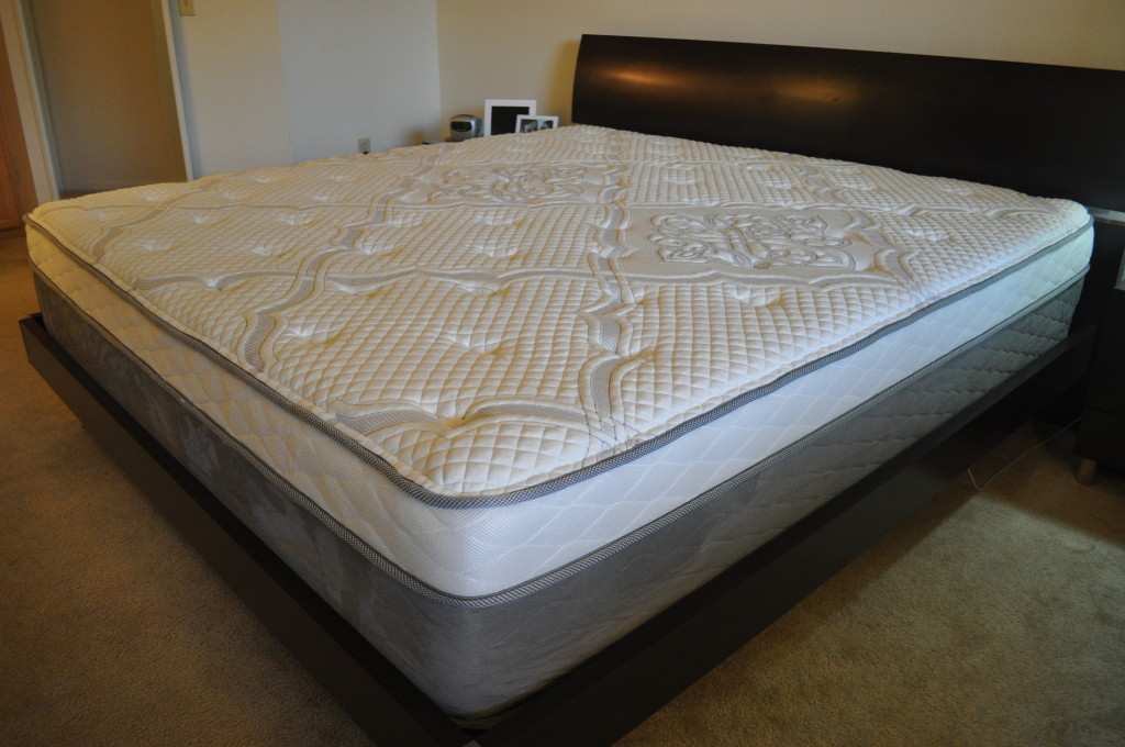 Angled view of the Nest Alexander mattress