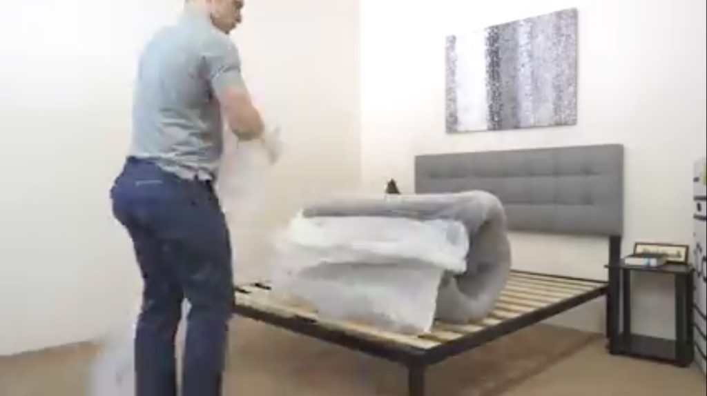 Emma Mattress Review >> Casper Mattress Unboxing | Sleepopolis UK Emma Mattress Review >> Casper Mattress Unboxing | Sleepopolis UK